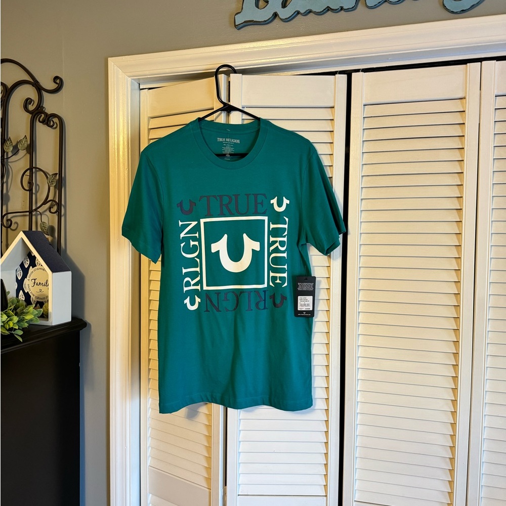 True Religion T-Shirt SZ SM NWT